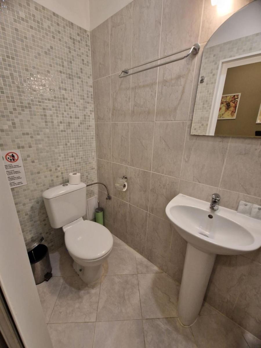 La Maison Ruse Exteriör bild