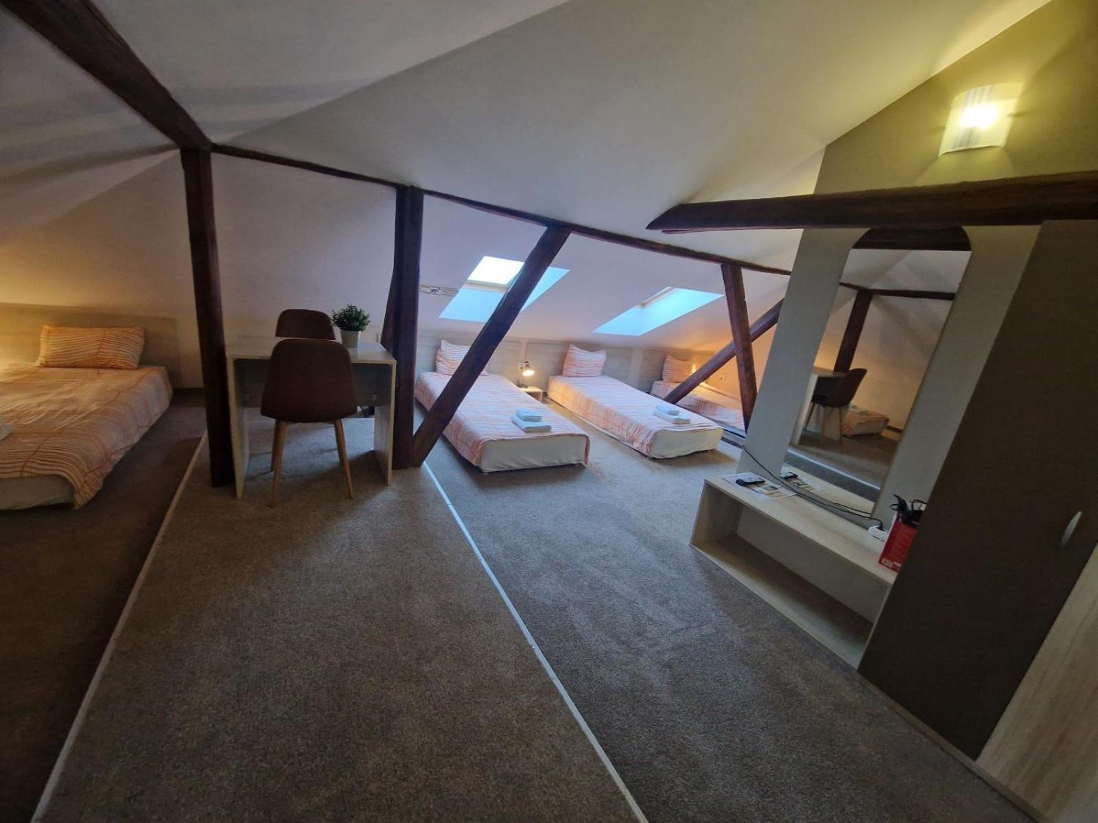 La Maison Ruse Exteriör bild
