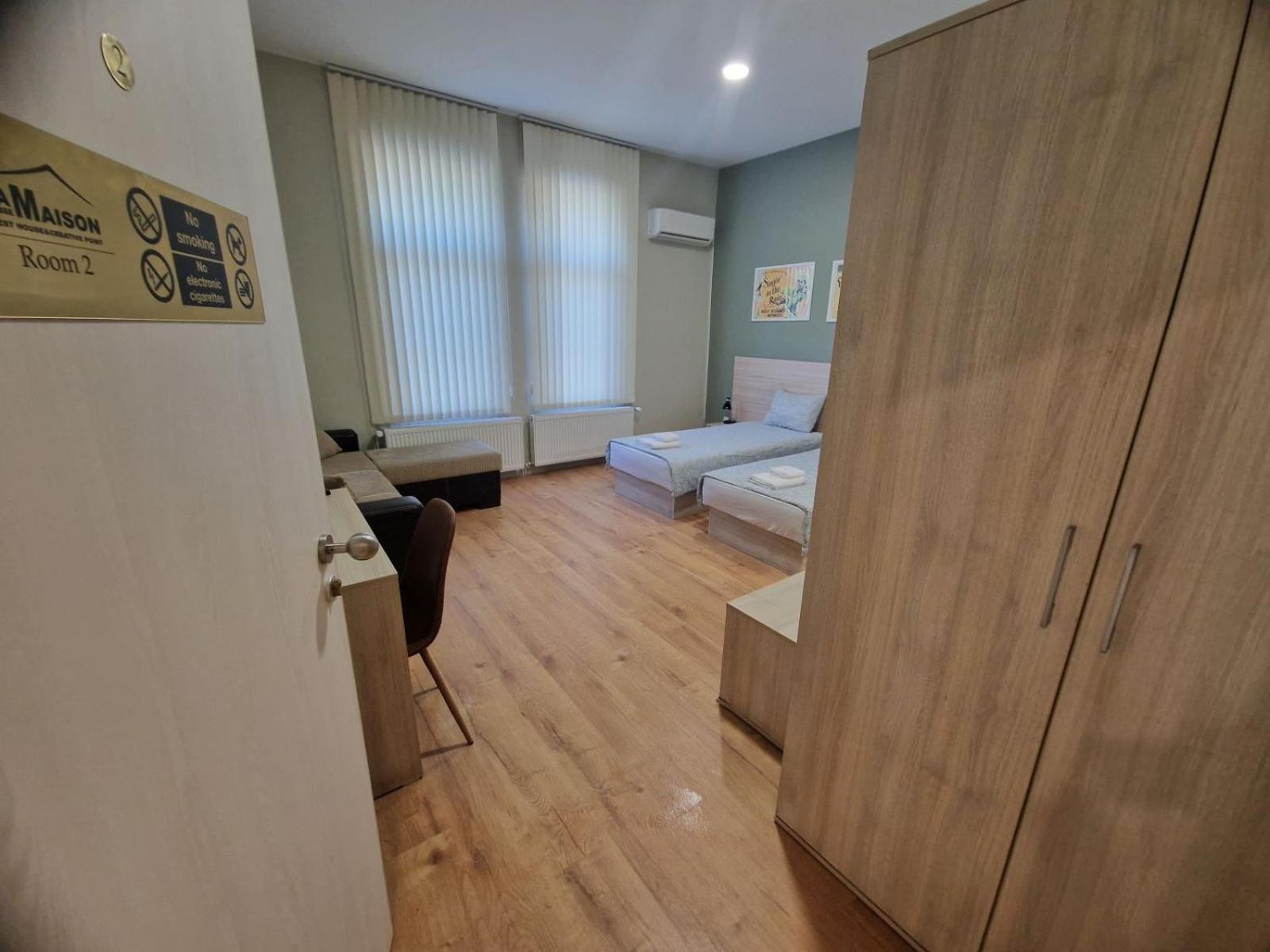 La Maison Ruse Exteriör bild